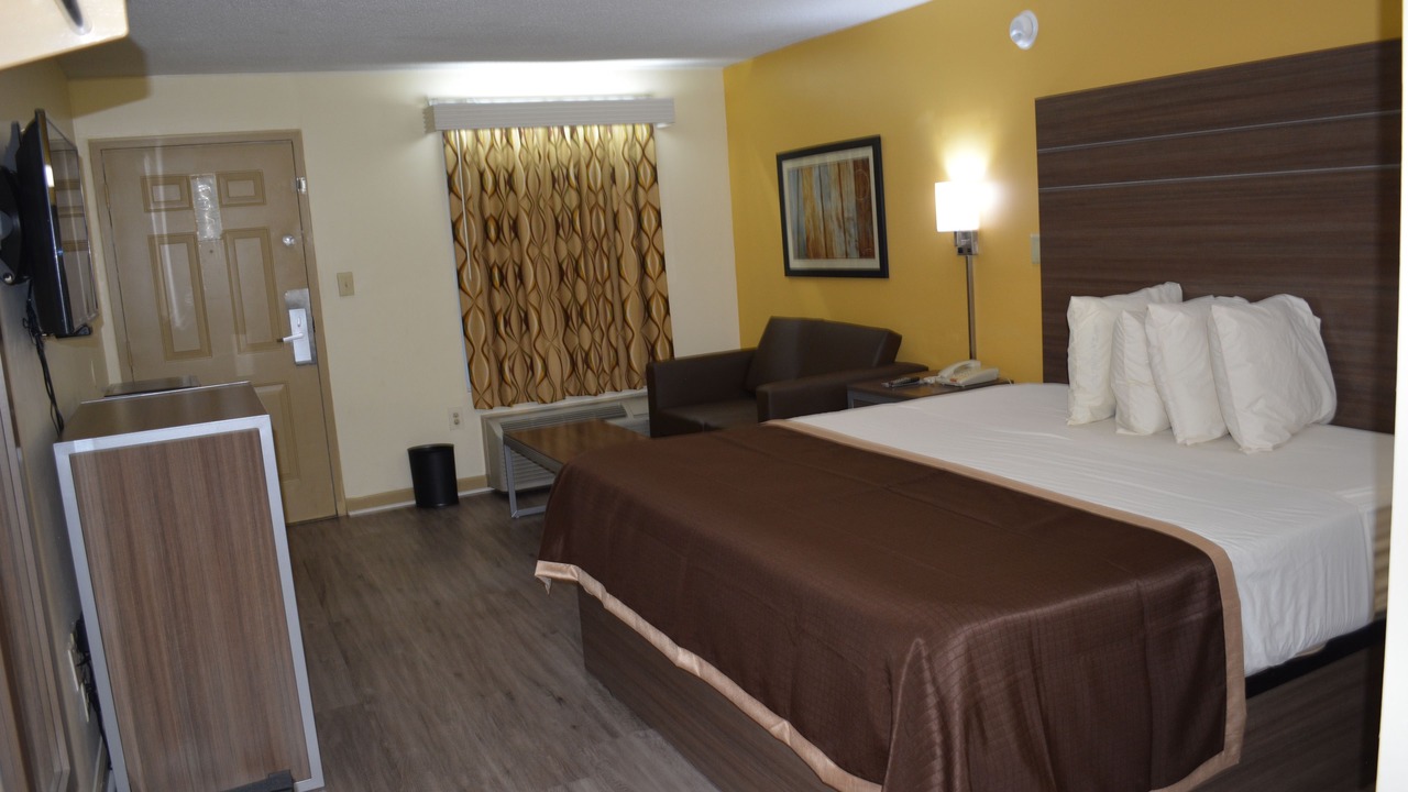 Photo of Bedroom in Lumberton