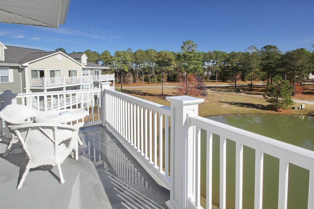 Photo of Patio Balcony in Calabash