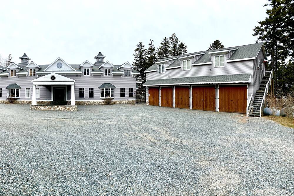 Photo of Others in Winter Harbor