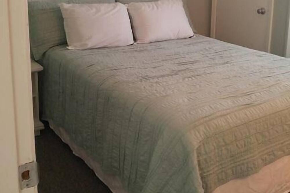 Photo of Bedroom in Holden Beach