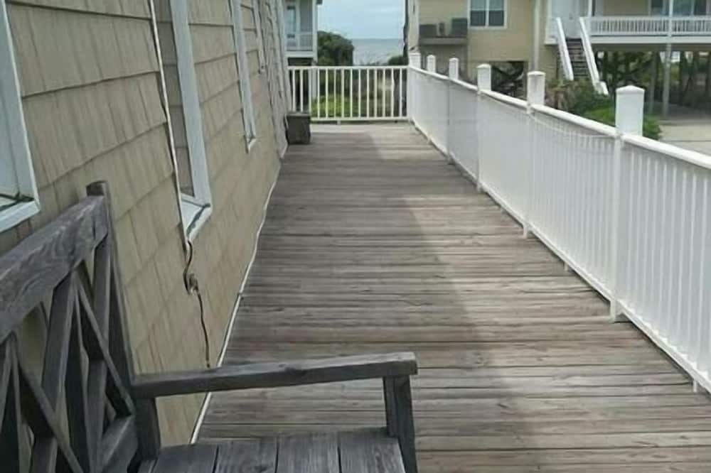 Photo of Patio Balcony in Holden Beach