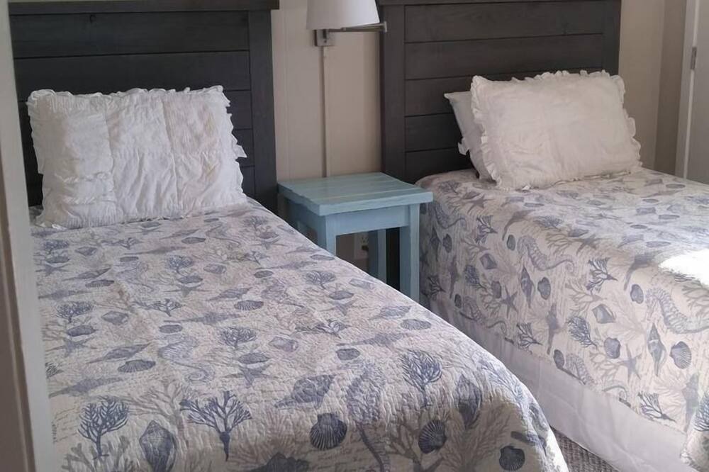 Photo of Bedroom in Holden Beach