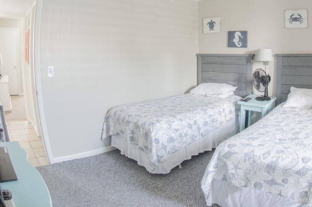 Photo of Bedroom in Holden Beach