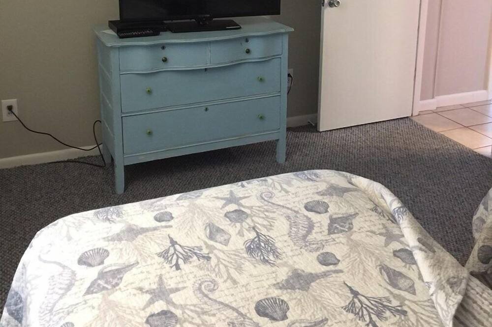 Photo of Bedroom in Holden Beach