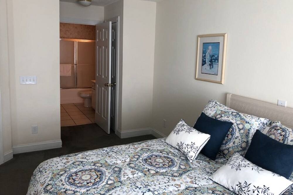 Photo of Bedroom in Calabash