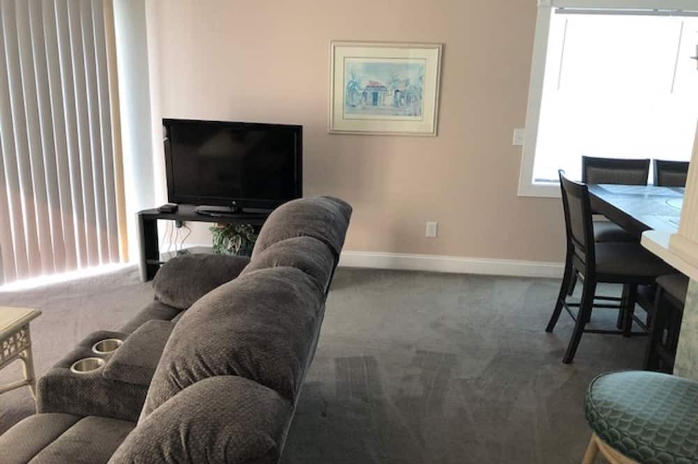 Photo of Livingroom in Calabash
