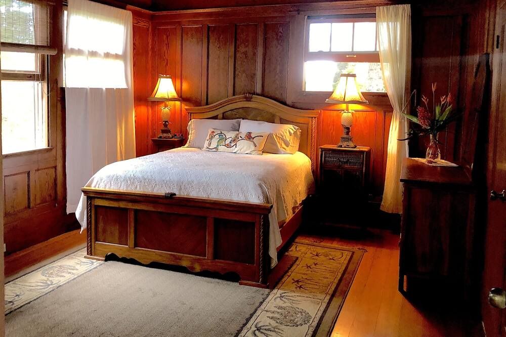 Photo of Bedroom in Hawi
