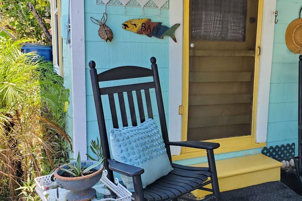 Photo of Patio Balcony in Sunset Beach