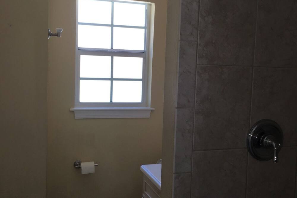 Photo of Bathroom in Sunset Beach