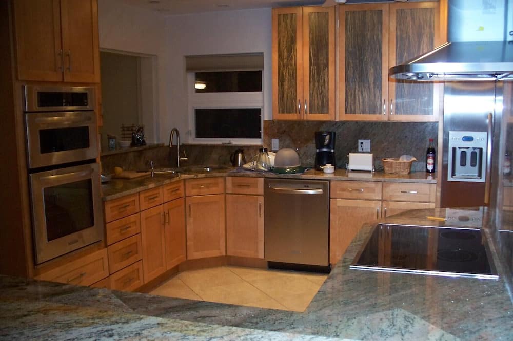 Photo of Kitchen in Harbor Bluffs