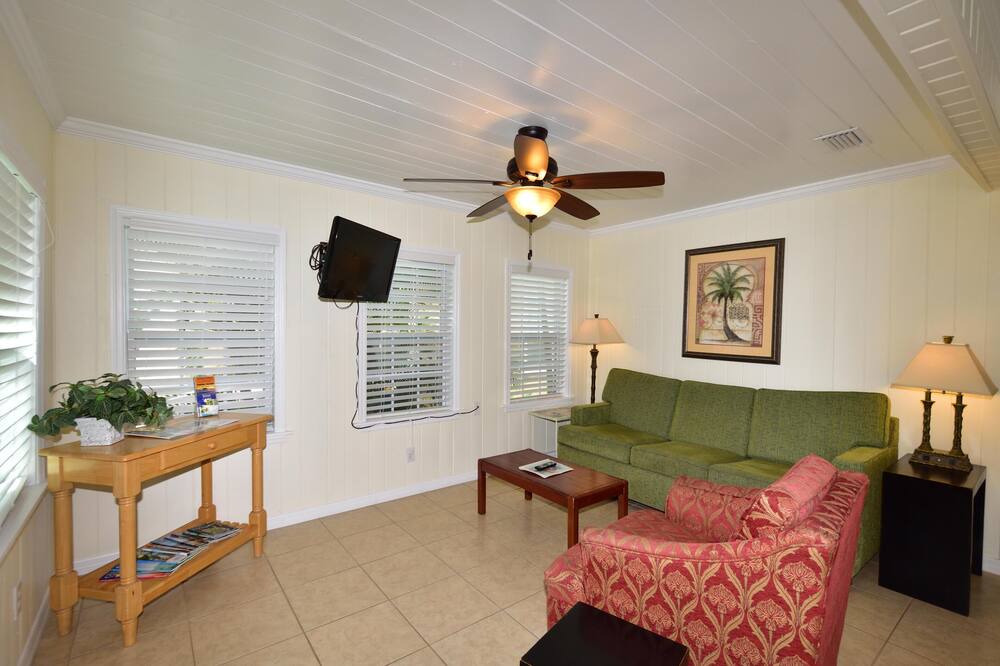 Photo of Livingroom in Clearwater Beach