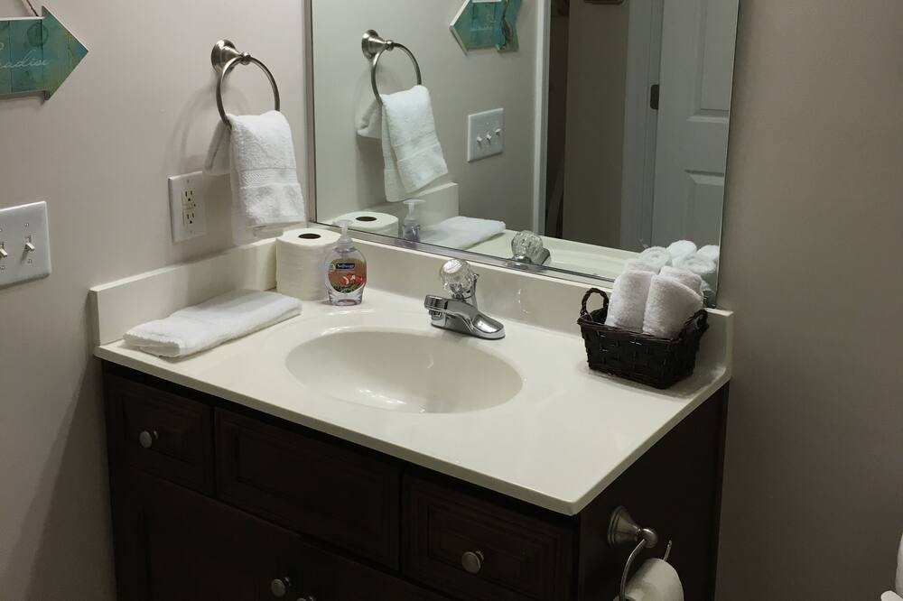 Photo of Bathroom in Calabash