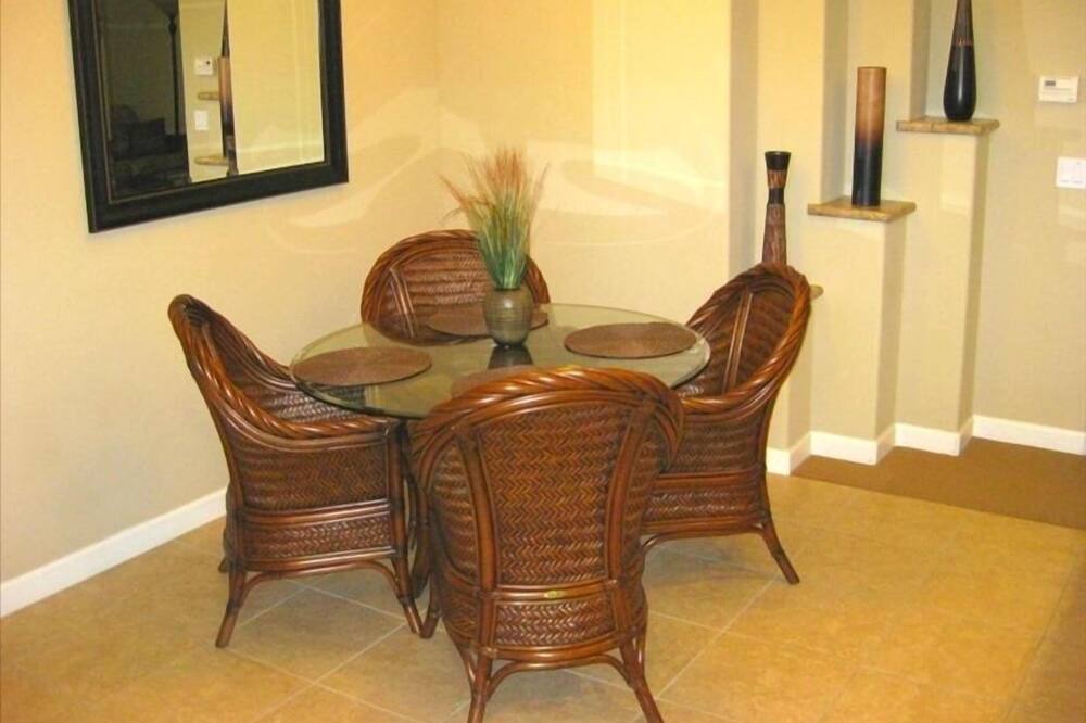 Photo of Livingroom in Waikoloa