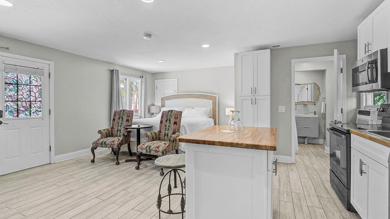 Photo of Bedroom in Central Sarasota