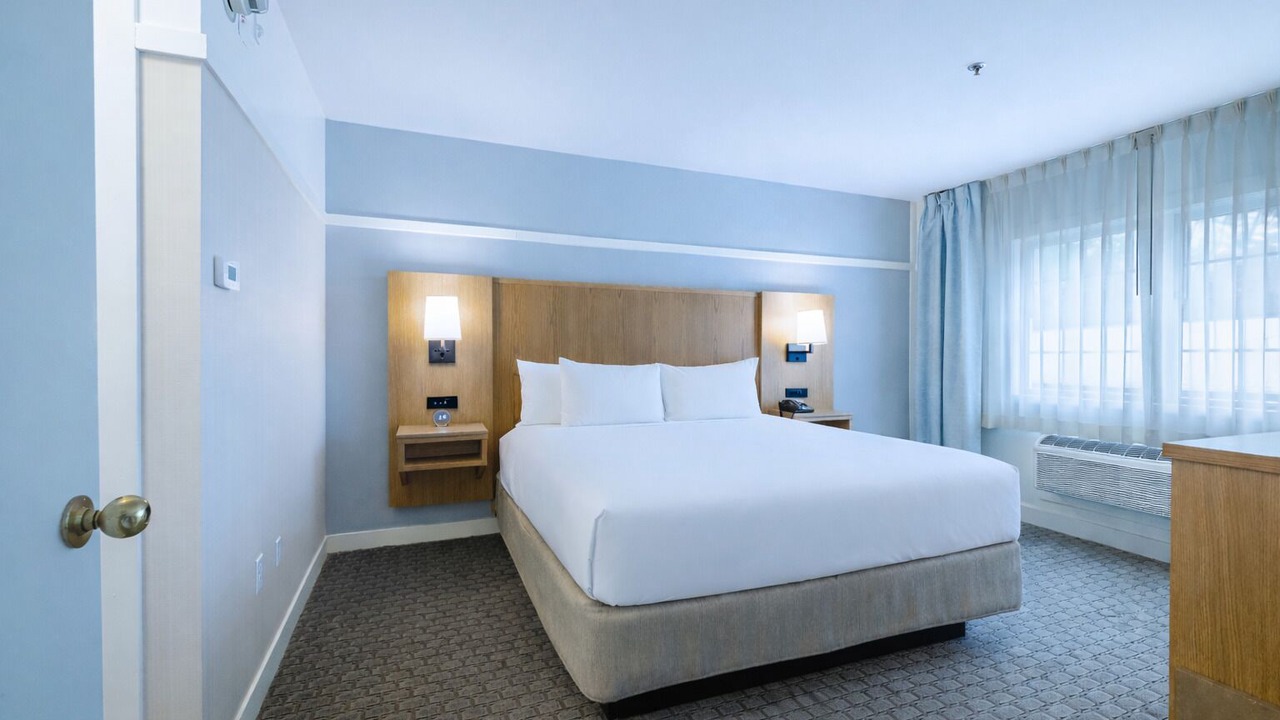 Photo of Bedroom in Mashantucket