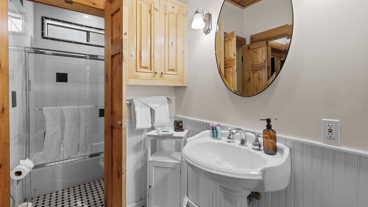 Photo of Bathroom in Big Bear Lake