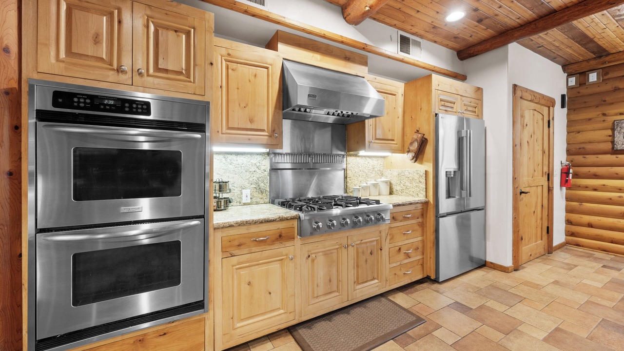 Photo of Kitchen in Big Bear Lake