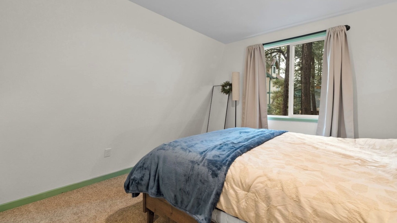 Photo of Livingroom in Big Bear Lake