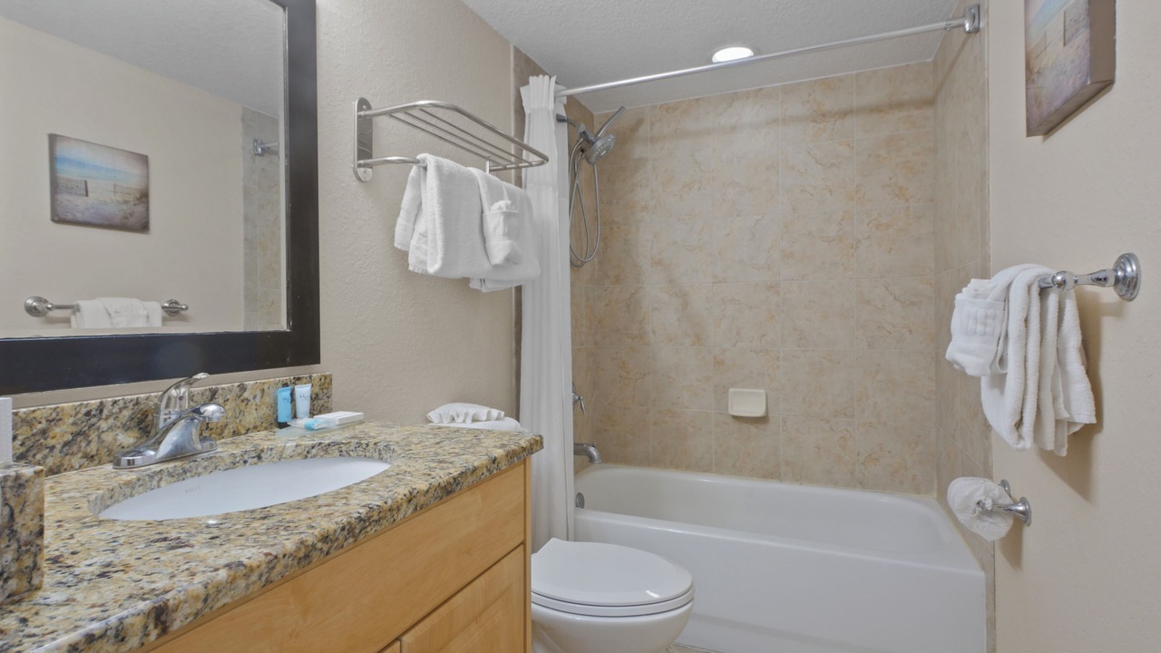 Photo of Bathroom in Treasure Island