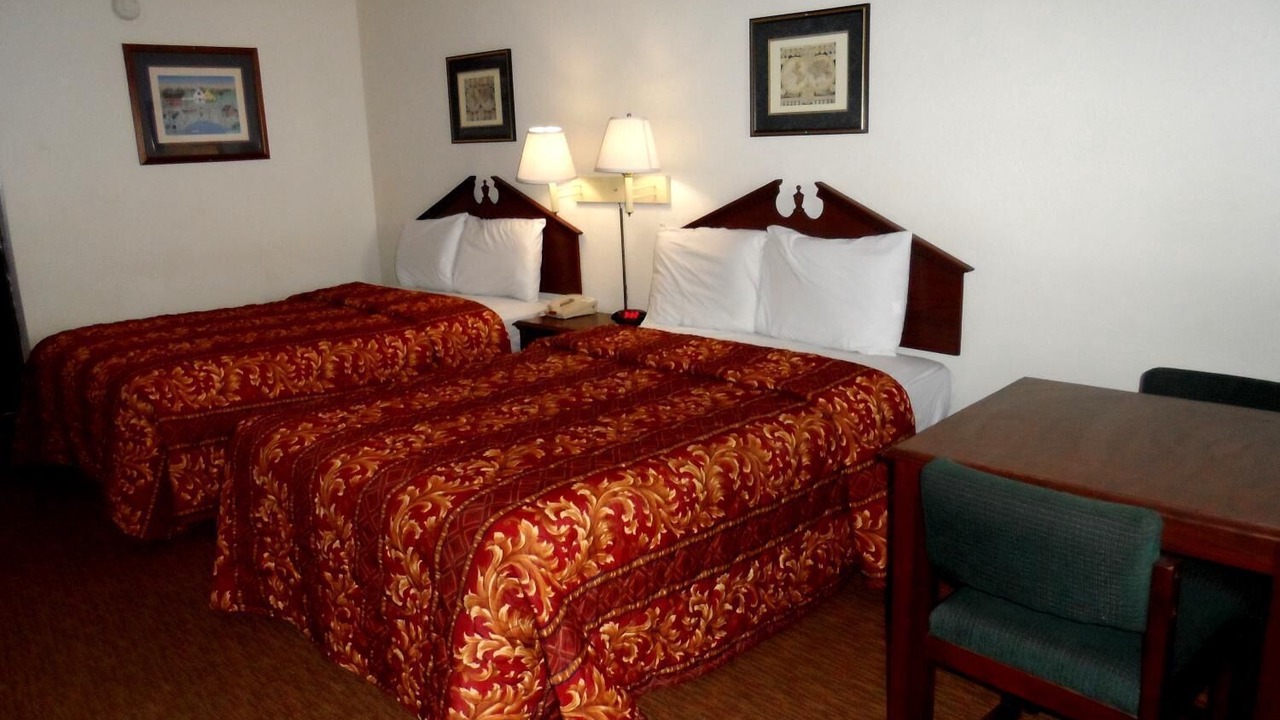 Photo of Bedroom in Nassau Bay