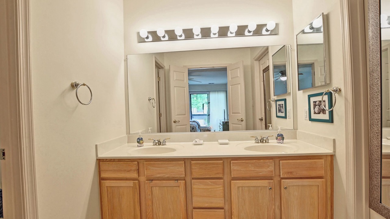 Photo of Bathroom in Bethany Beach