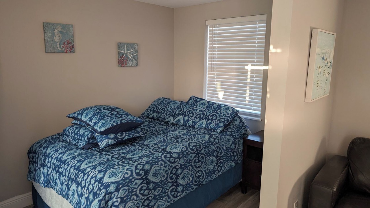Photo of Bedroom in Capri Isle