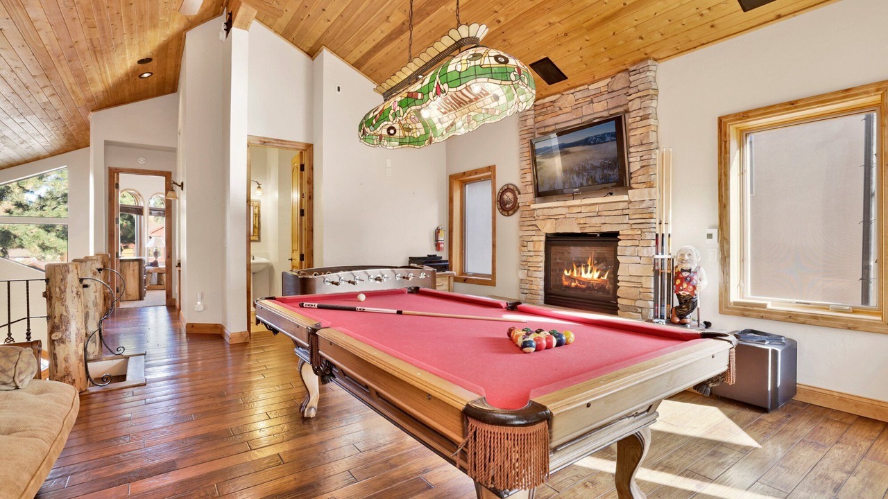 Photo of Bedroom in Big Bear Lake