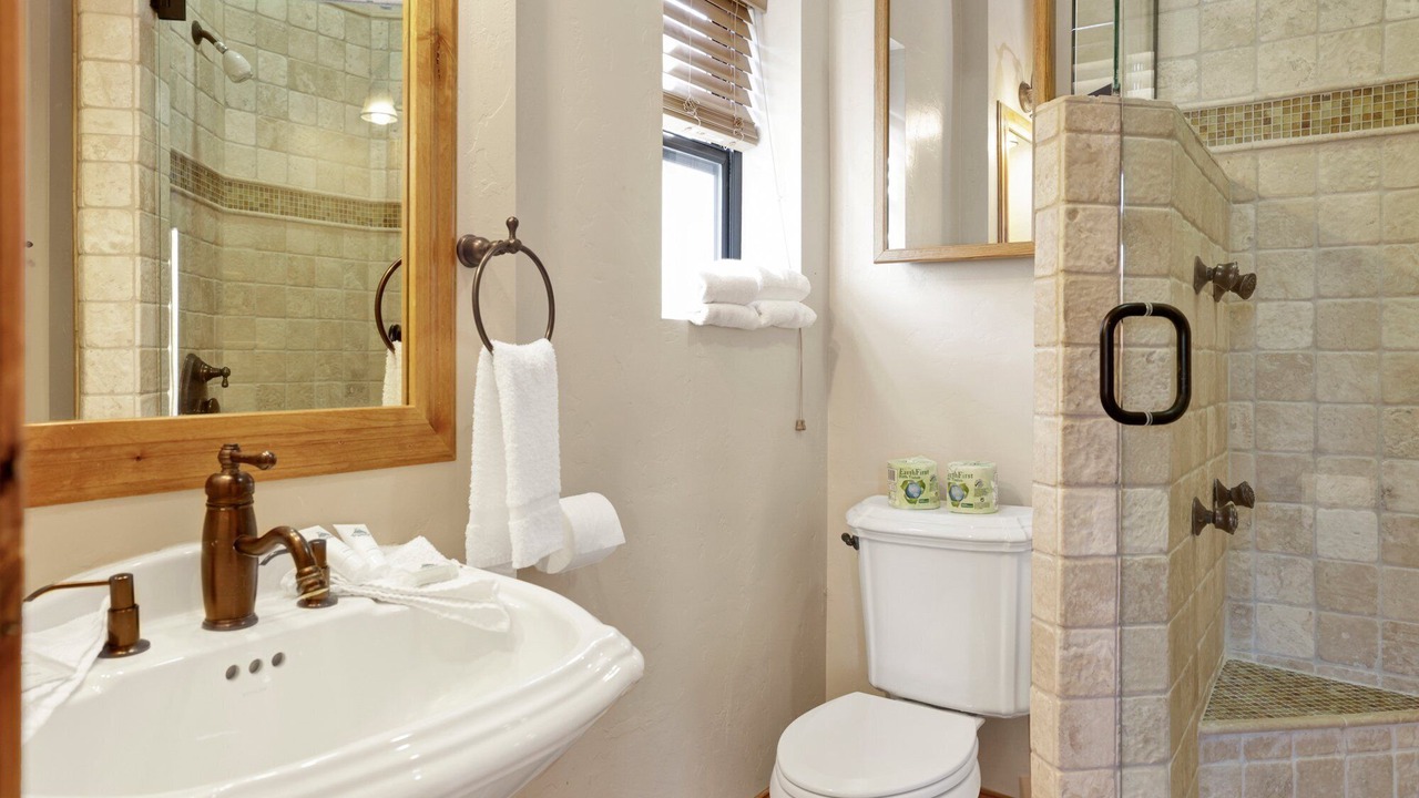 Photo of Bathroom in Big Bear Lake