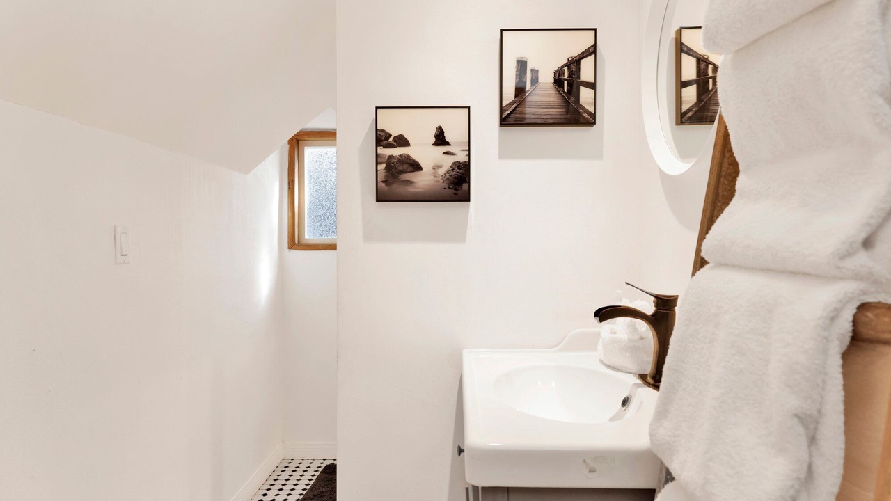 Photo of Bathroom in Big Bear Lake