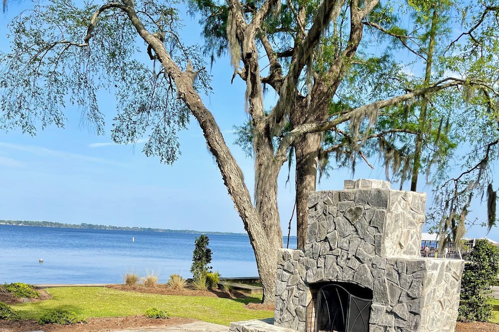 Photo of Outdoor in Lake Waccamaw