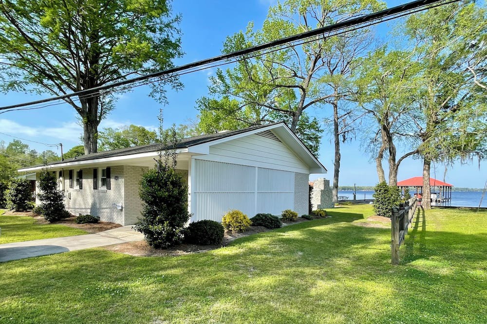 Photo of Outdoor in Lake Waccamaw
