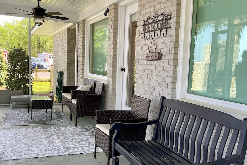 Photo of Patio Balcony in Lake Waccamaw