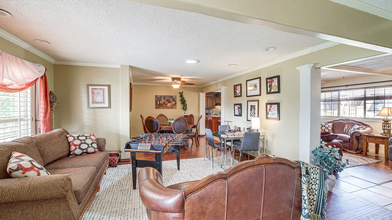 Photo of Livingroom in Tulsa