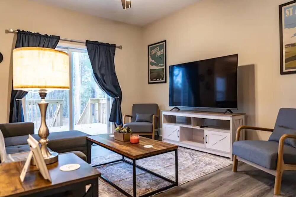 Photo of Livingroom in Southern Pines