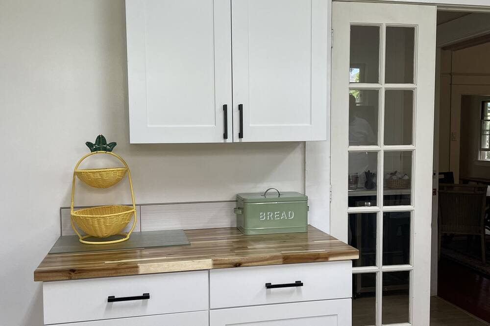 Photo of Kitchen in Makawao