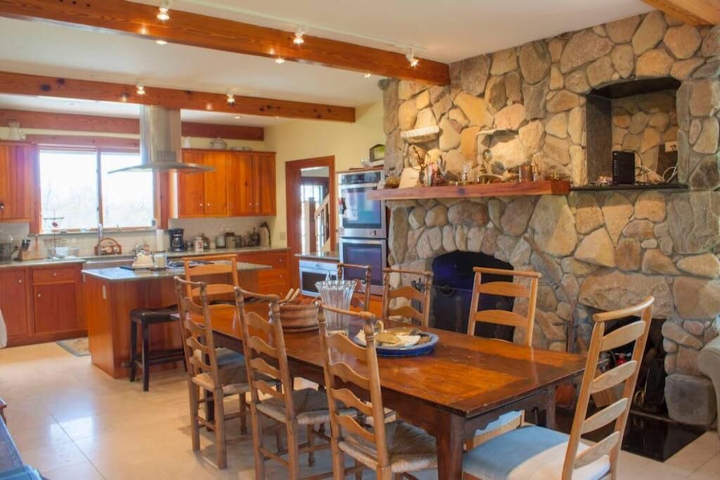 Photo of Kitchen in Tom Nevers