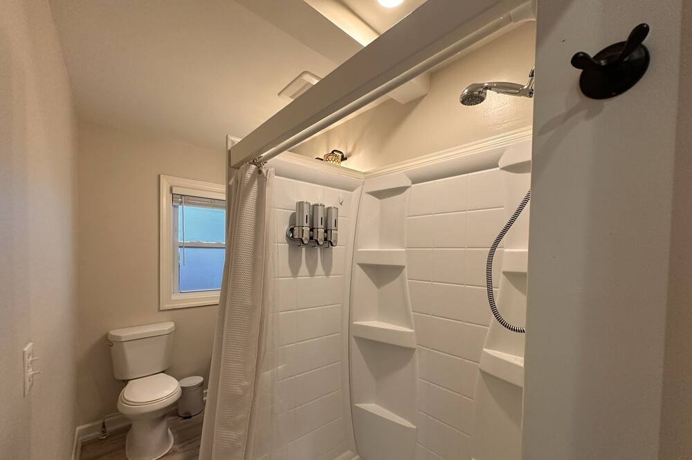 Photo of Bathroom in Sunset Beach