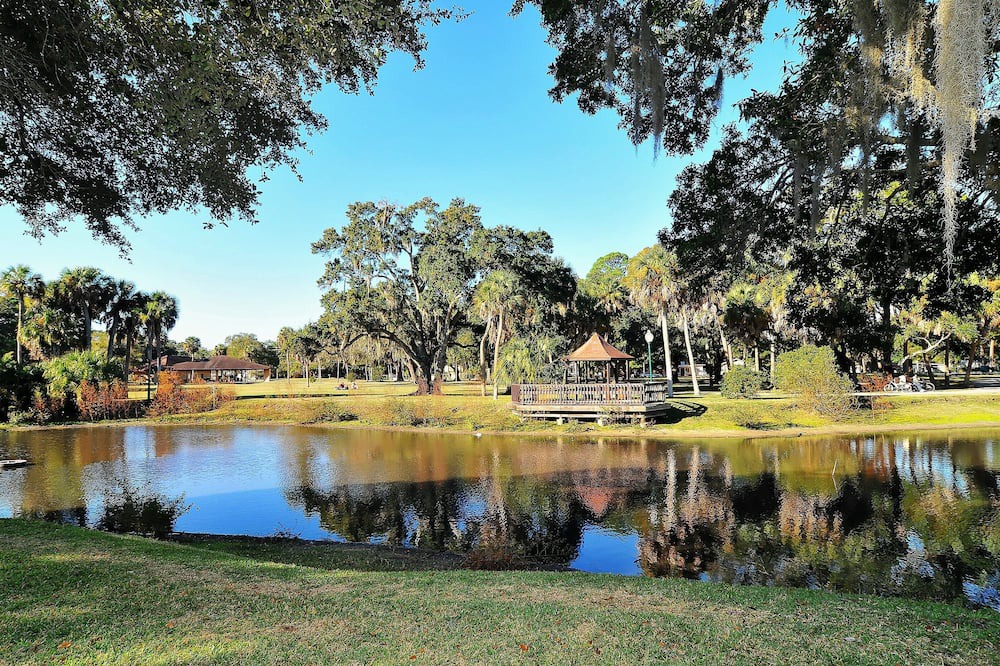 Photo of Outdoor in Gillespie Park
