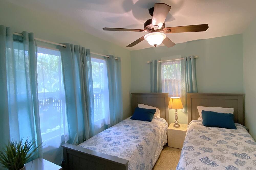 Photo of Bedroom in Gillespie Park