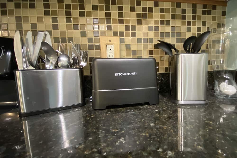 Photo of Kitchen in Gillespie Park