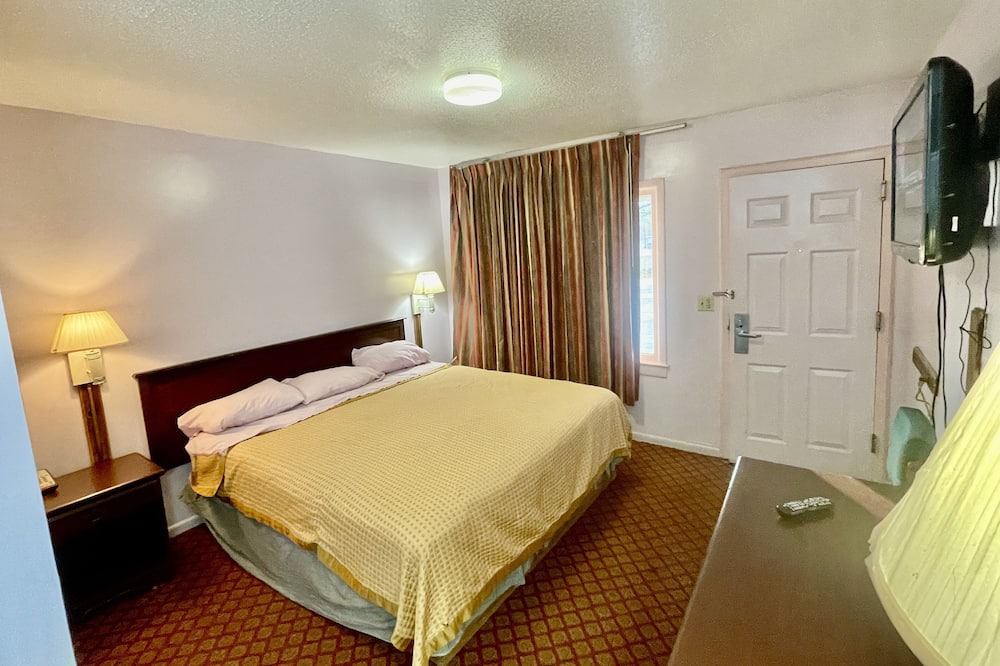 Photo of Bedroom in Mullins