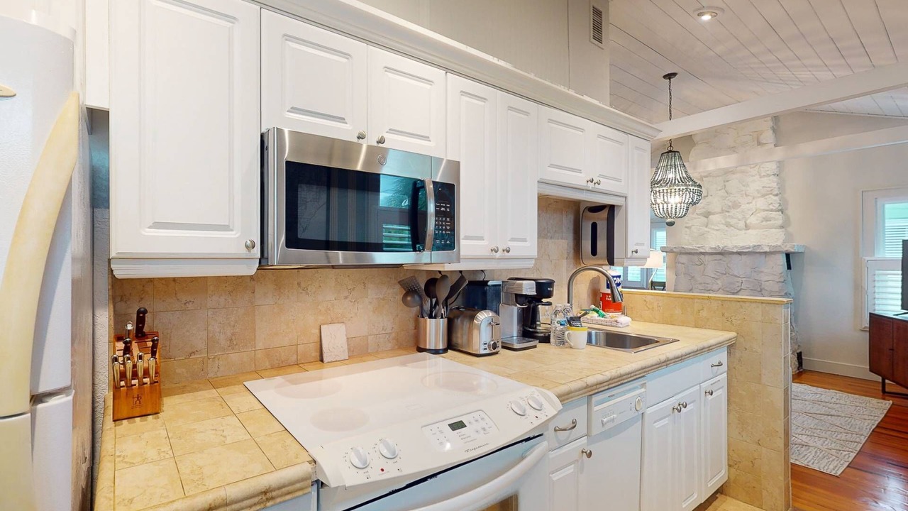 Photo of Kitchen in Treasure Island