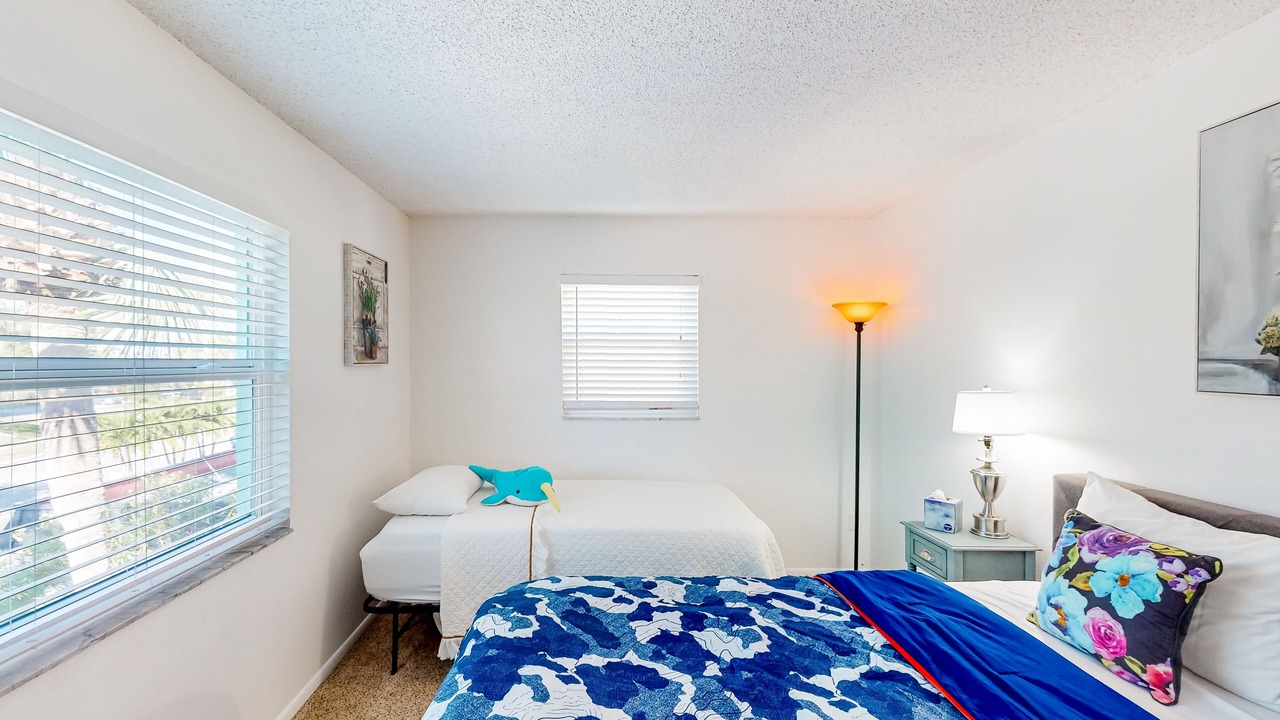 Photo of Bedroom in Capri Isle