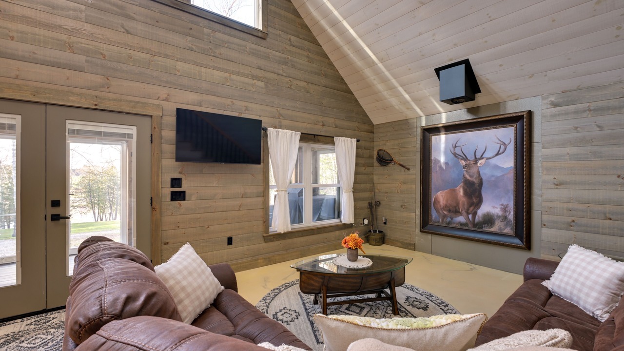 Photo of Livingroom in Newport