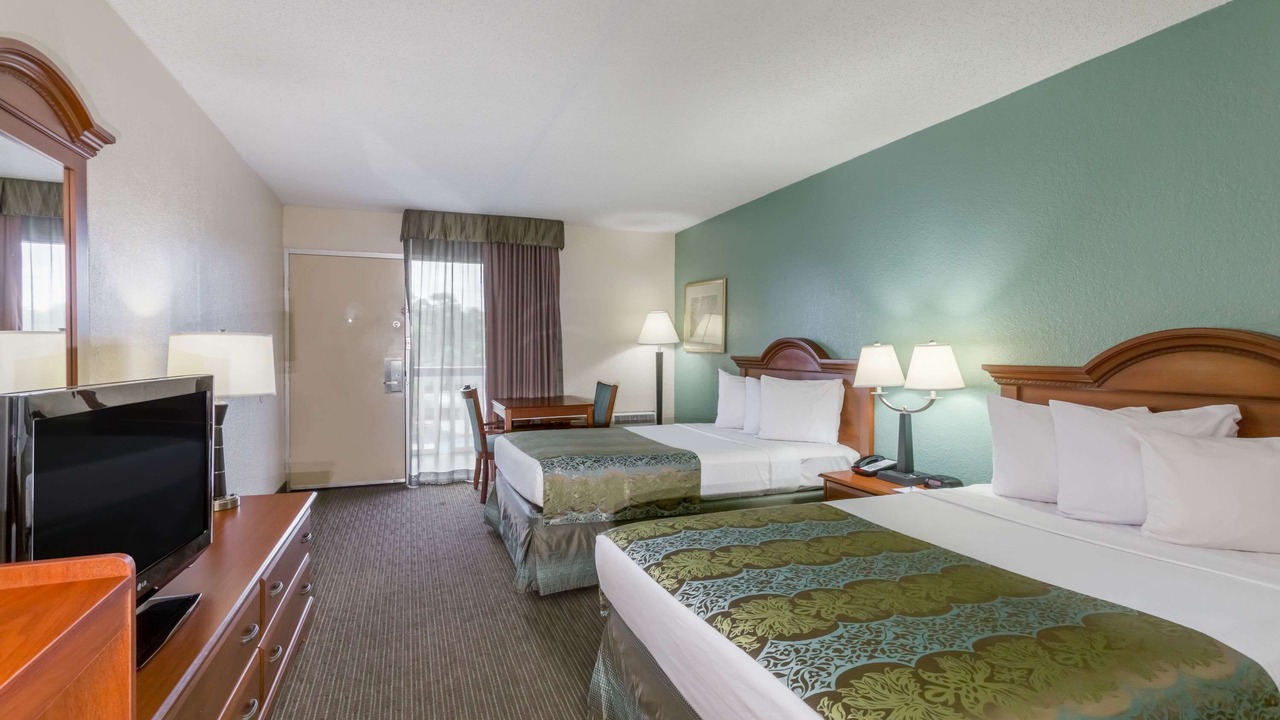 Photo of Bedroom in Arlington Park