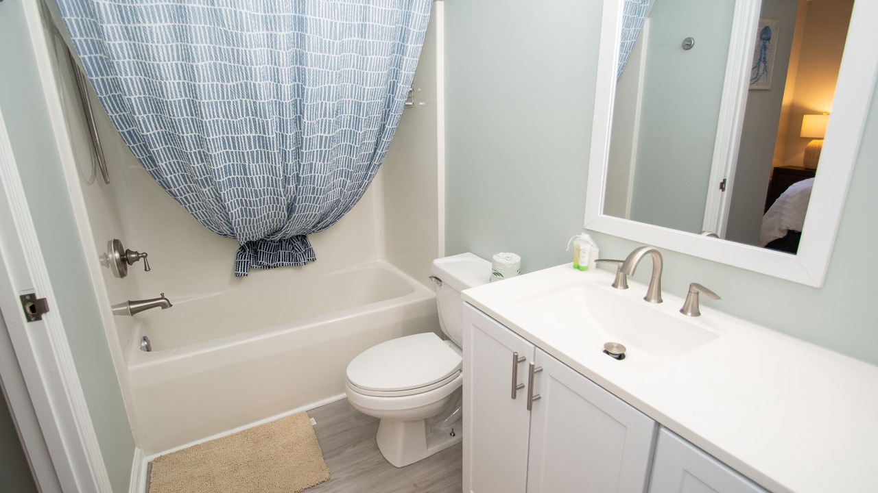 Photo of Bathroom in Carolina Yacht Landing