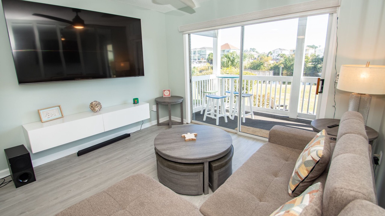 Photo of Livingroom in Carolina Yacht Landing