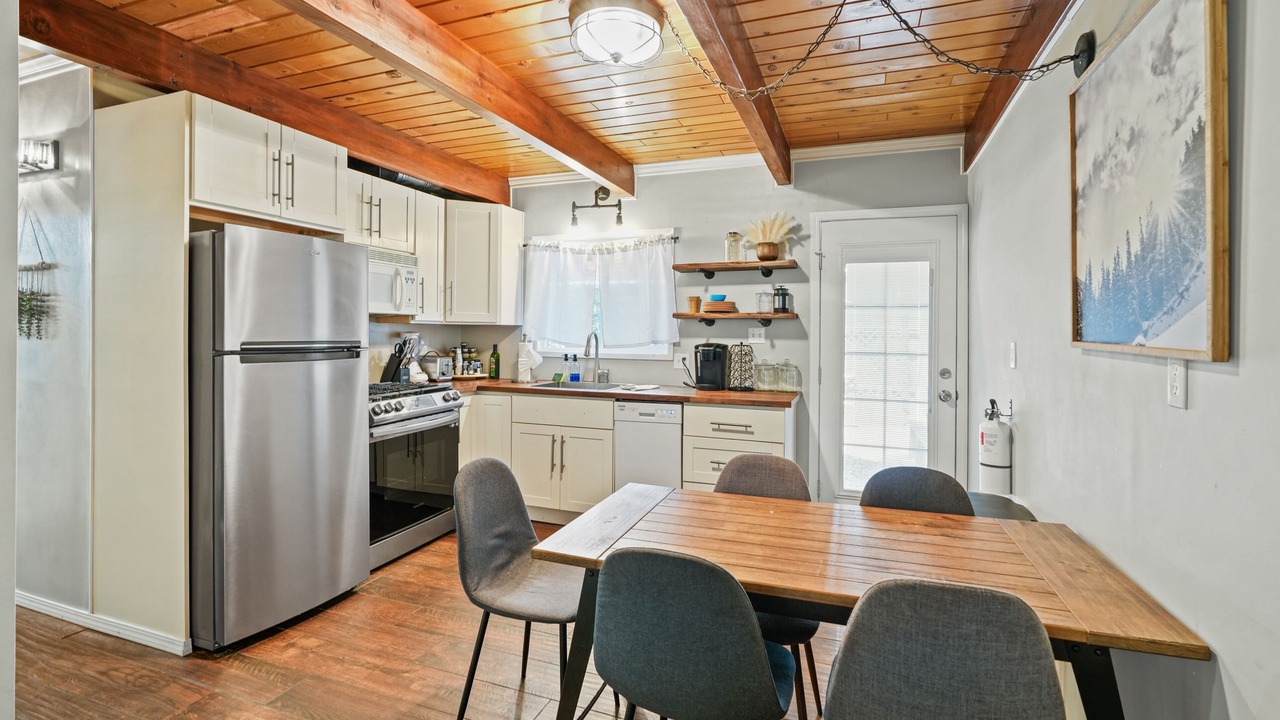 Photo of Kitchen in Moonridge