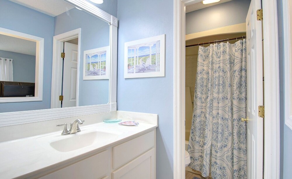 Photo of Bathroom in Sea Trail