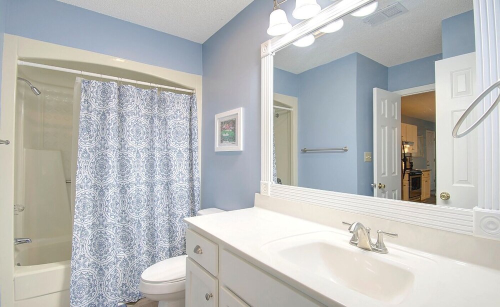 Photo of Bathroom in Sea Trail